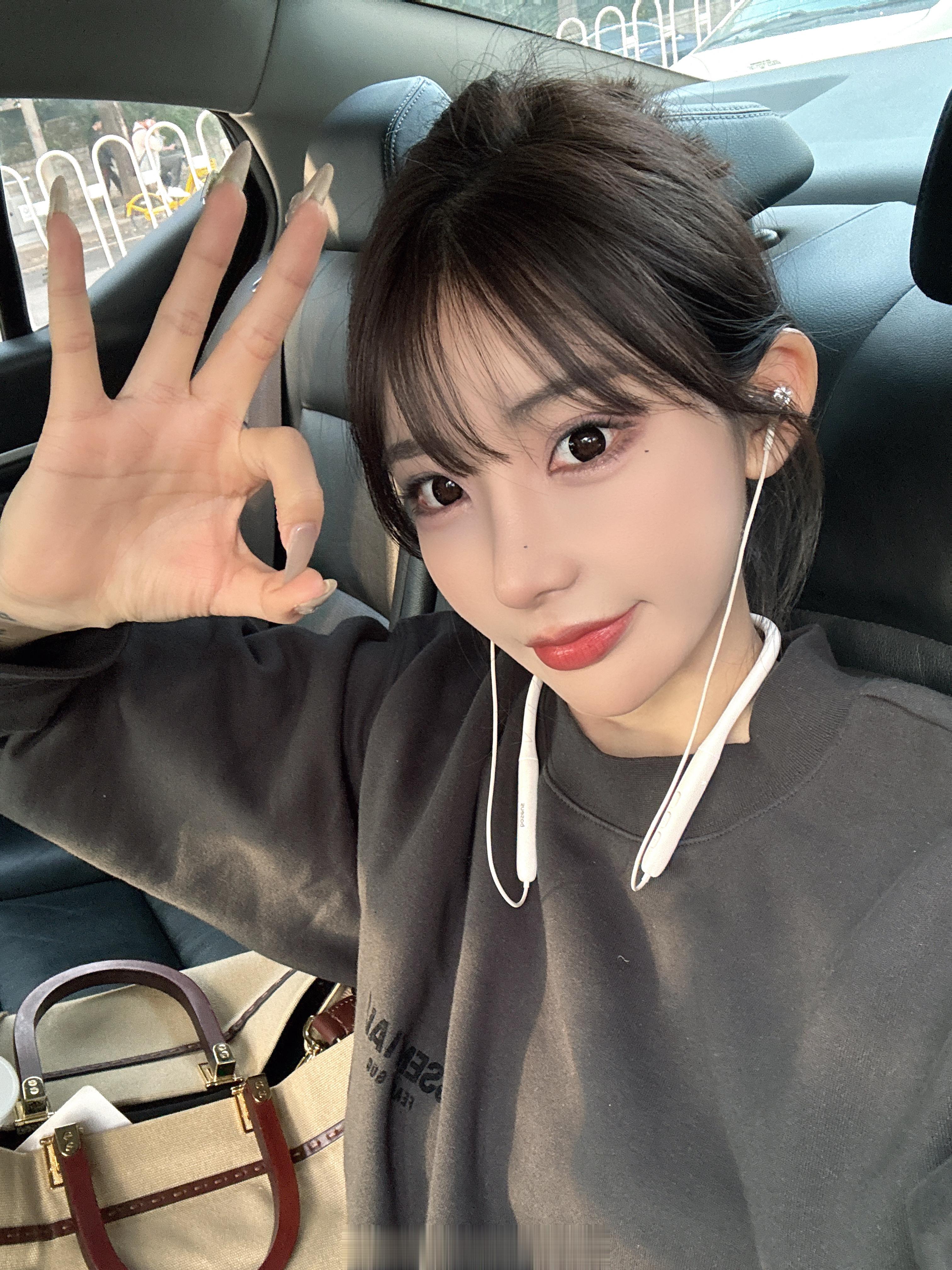 你们双十一买啥了 能给我参考一下吗 ​​​