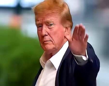 你以为2026年世界杯是去北美看球？老特正盯着看台上的加拿大总理卡尼，盘算着怎么