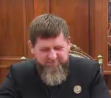 普京感谢卡德罗夫和所有车臣人为"SVO"做出的贡献。
71,000名车臣人正在参