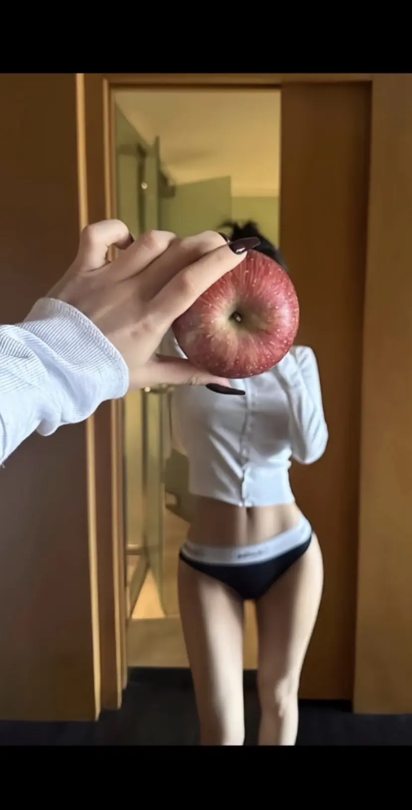 我不爱众人眼里的乖巧 我爱跋扈