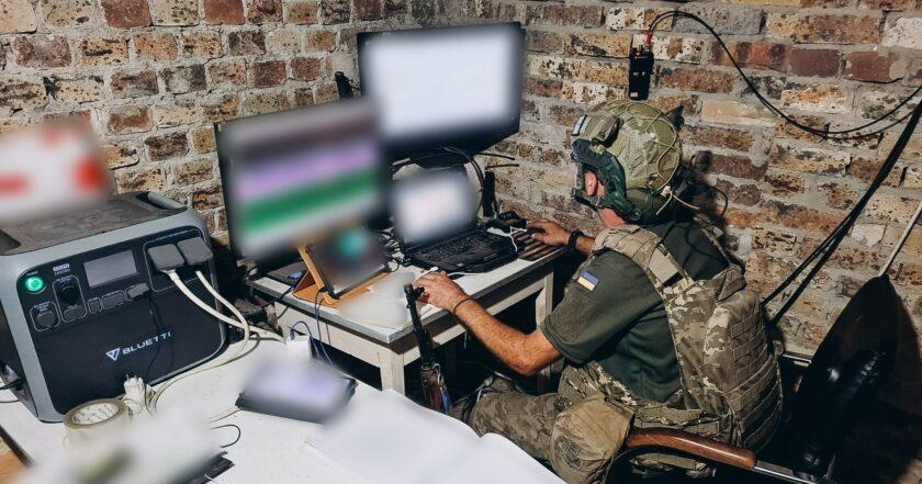 泽连斯基在乌克兰设立新节日 —— 无线电电子战部队日
乌克兰总统弗拉基米尔・泽连