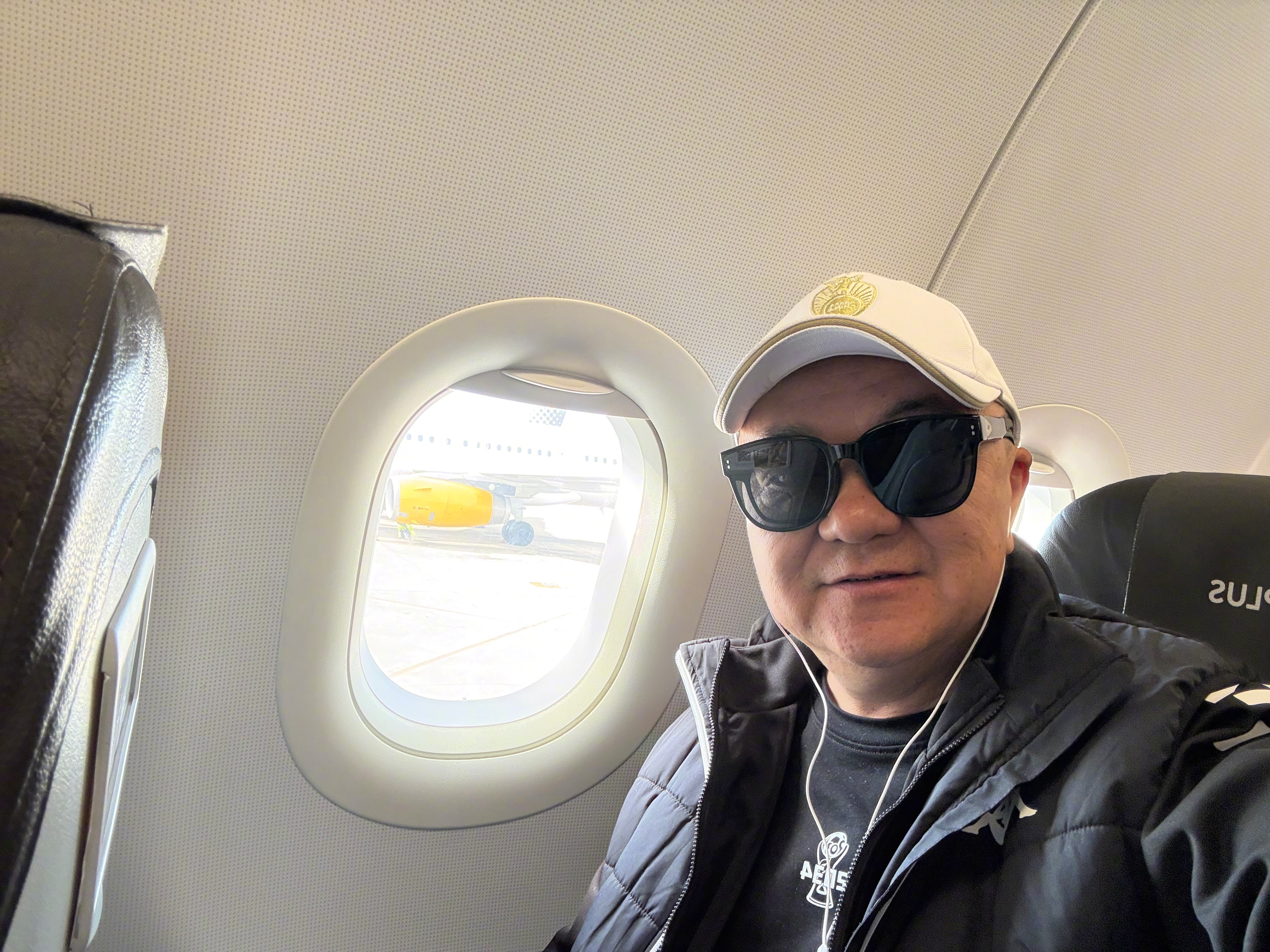 准备起飞法国蒙太古杯稍等片刻空中机上直播特别享受这种充实生活当然在家才是真正快乐