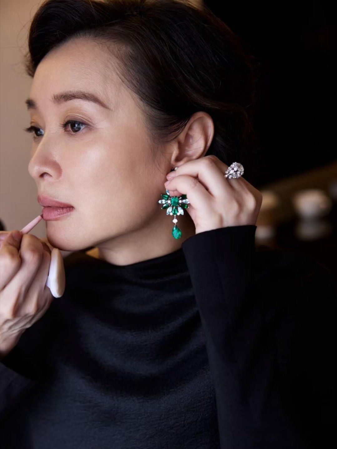 CMG中国影视之夜含金量拉满！吴越、迪丽热巴拿下CMG年度推荐女演员，《沉默的荣