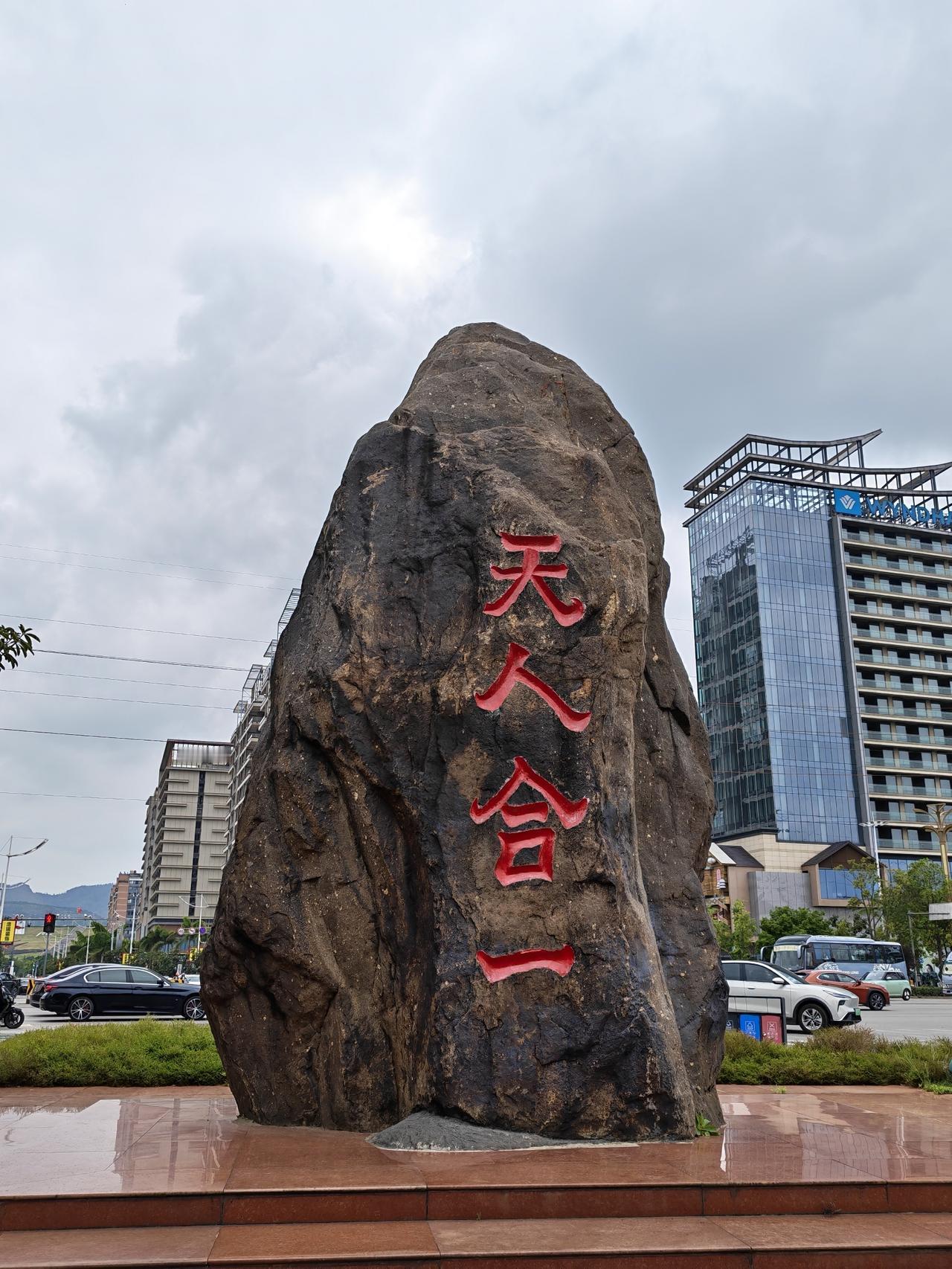 自从改为语言写作，我可以谈谈感想。对于我们上了年纪的写作者来说，语音写作要比手写