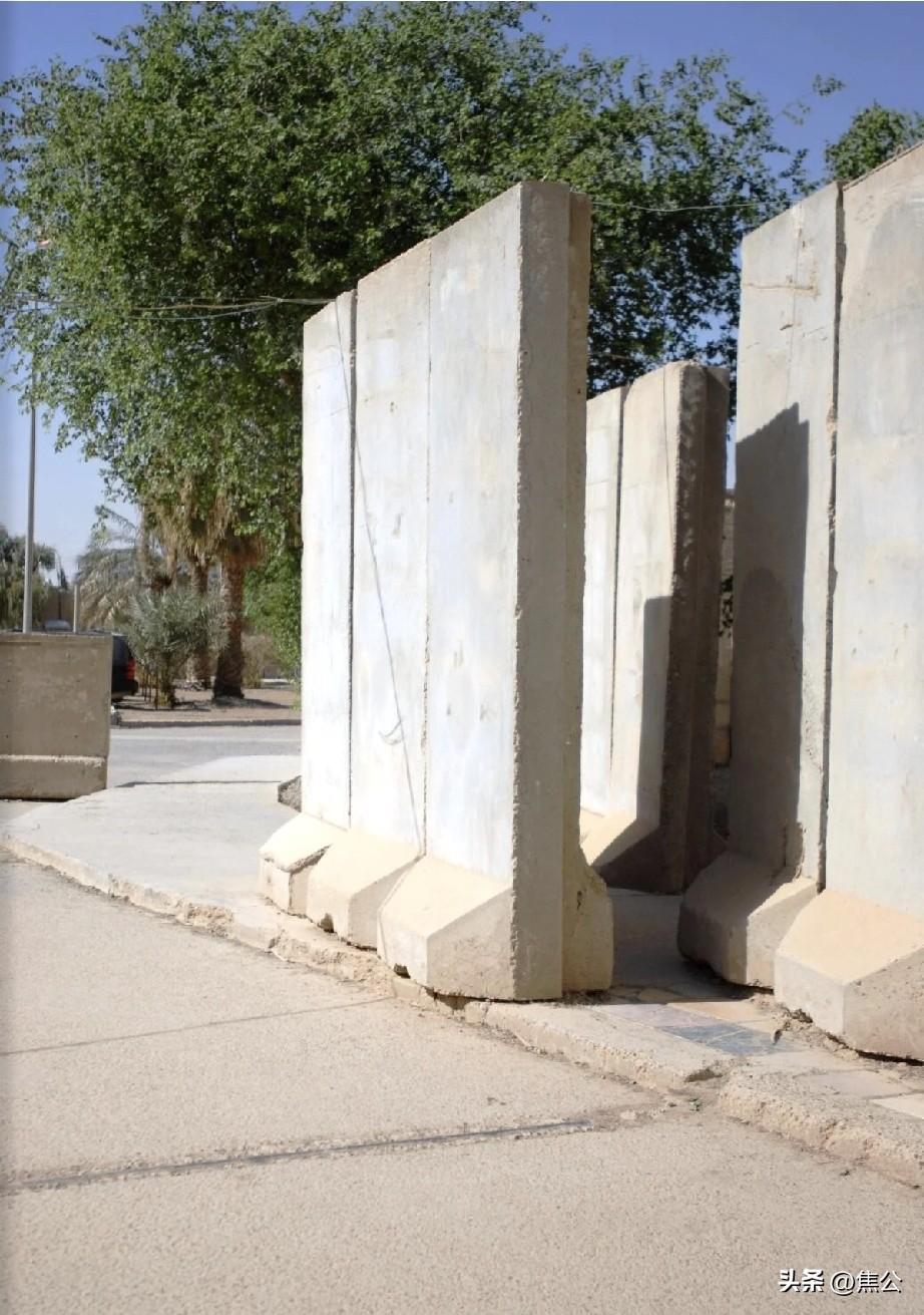 美军6死18伤！号称固若金汤的基地，为何挡不住一架无人机？
 
据美国哥伦比亚广