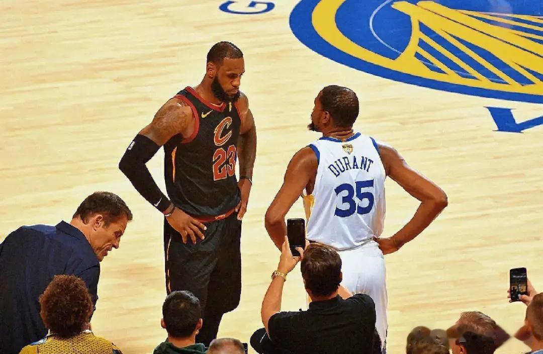 NBA圣诞大战真的会安排，现役所有的双料MVP全部登场！吓得恩比德都不敢出场了！