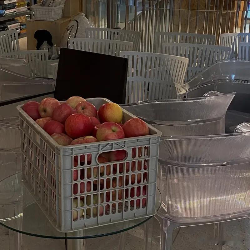 晒图笔记大赛 参加晒图笔记大赛，分享清醒不烂俗的文案。爱自己是生活真谛，允许自己