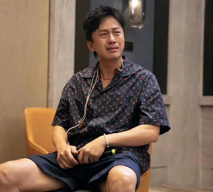 邓超唱哭？原来“搞笑男神”也有柔情一面
 
一直觉得邓超是“搞笑担当”，没想到他
