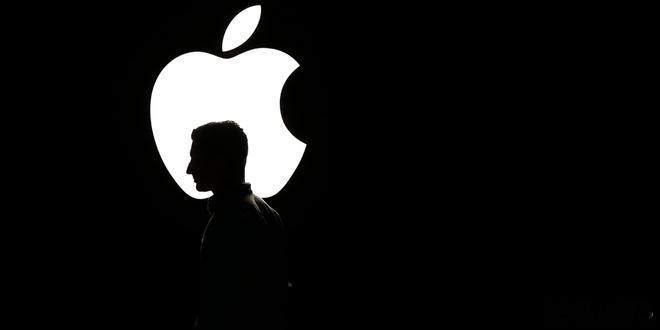 苹果新CEO该延续库克路线吗 如果从产品的角度来看：Siri掉队、Vision 