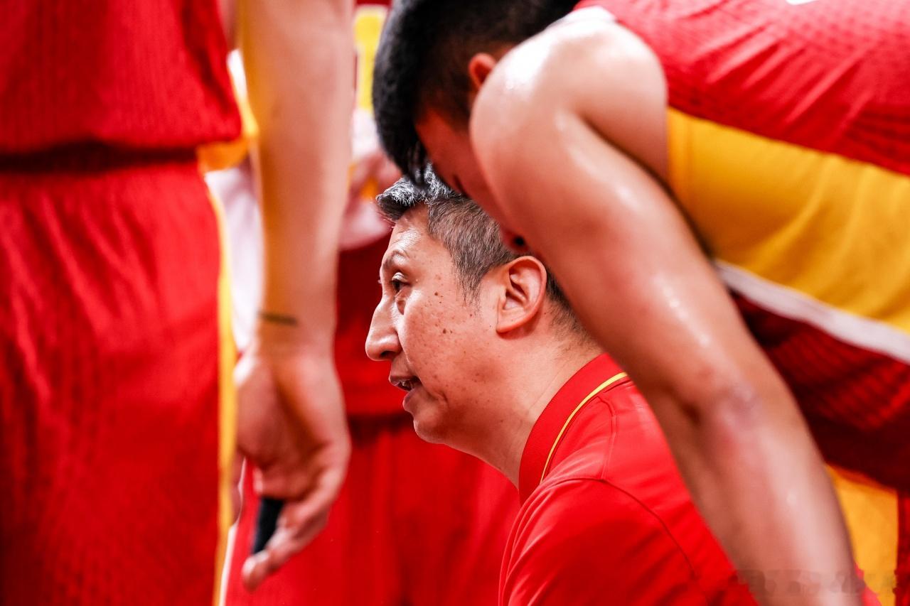 亚运会男篮半决赛，中国男篮77比97不敌日本男篮。比赛结束后，山东广播电视台体育