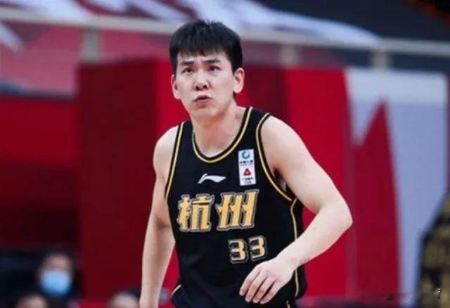 王汝恒、冯欣领衔CBA联赛自由球员名单！

北京时间1月3日CBA联赛更新自由球