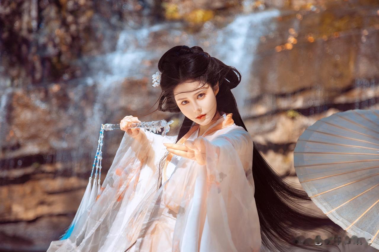 #汉中最美旅游#  汉中最美的季节 美图欣赏
黎坪美图欣赏
 （作者：古风摄影师