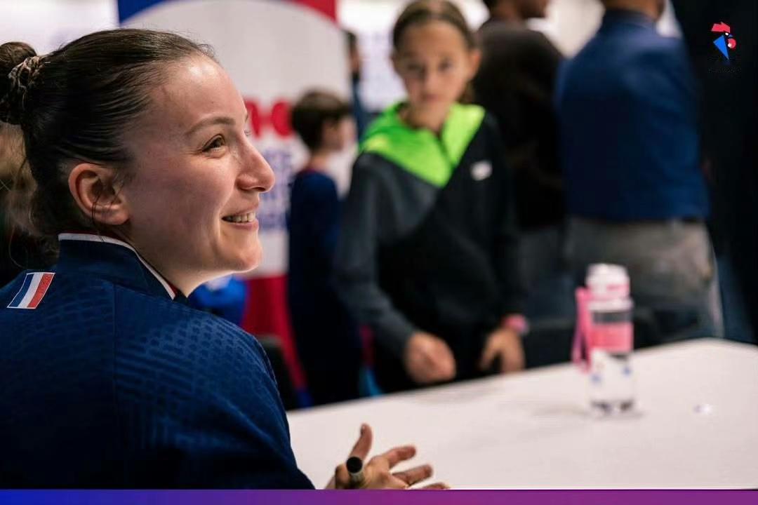 【伦敦世乒赛突发！合理利用规则，法国女队率先换人】2026伦敦世乒赛（团体）首个