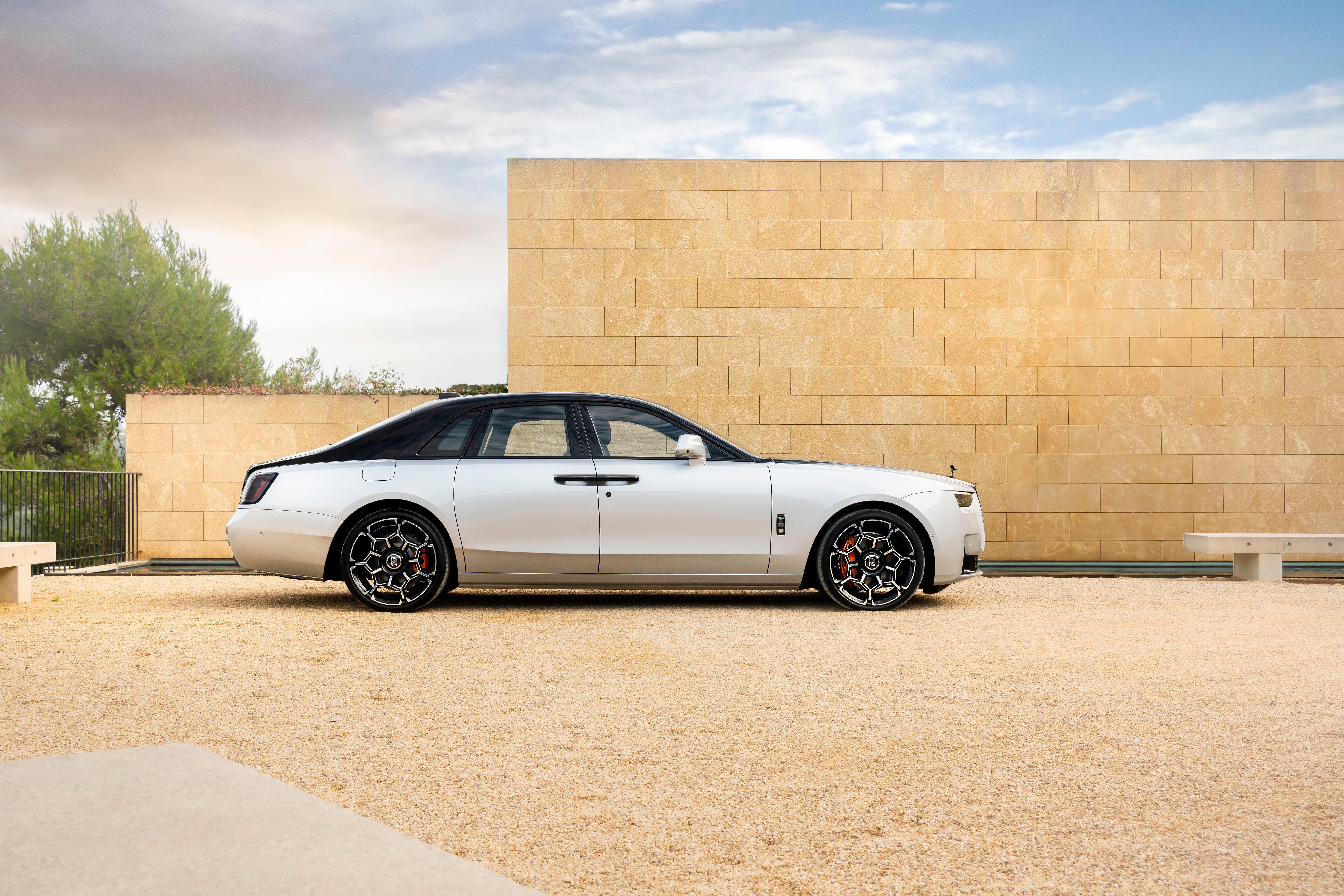2025 Rolls-Royce Black Badge Ghost "Aest