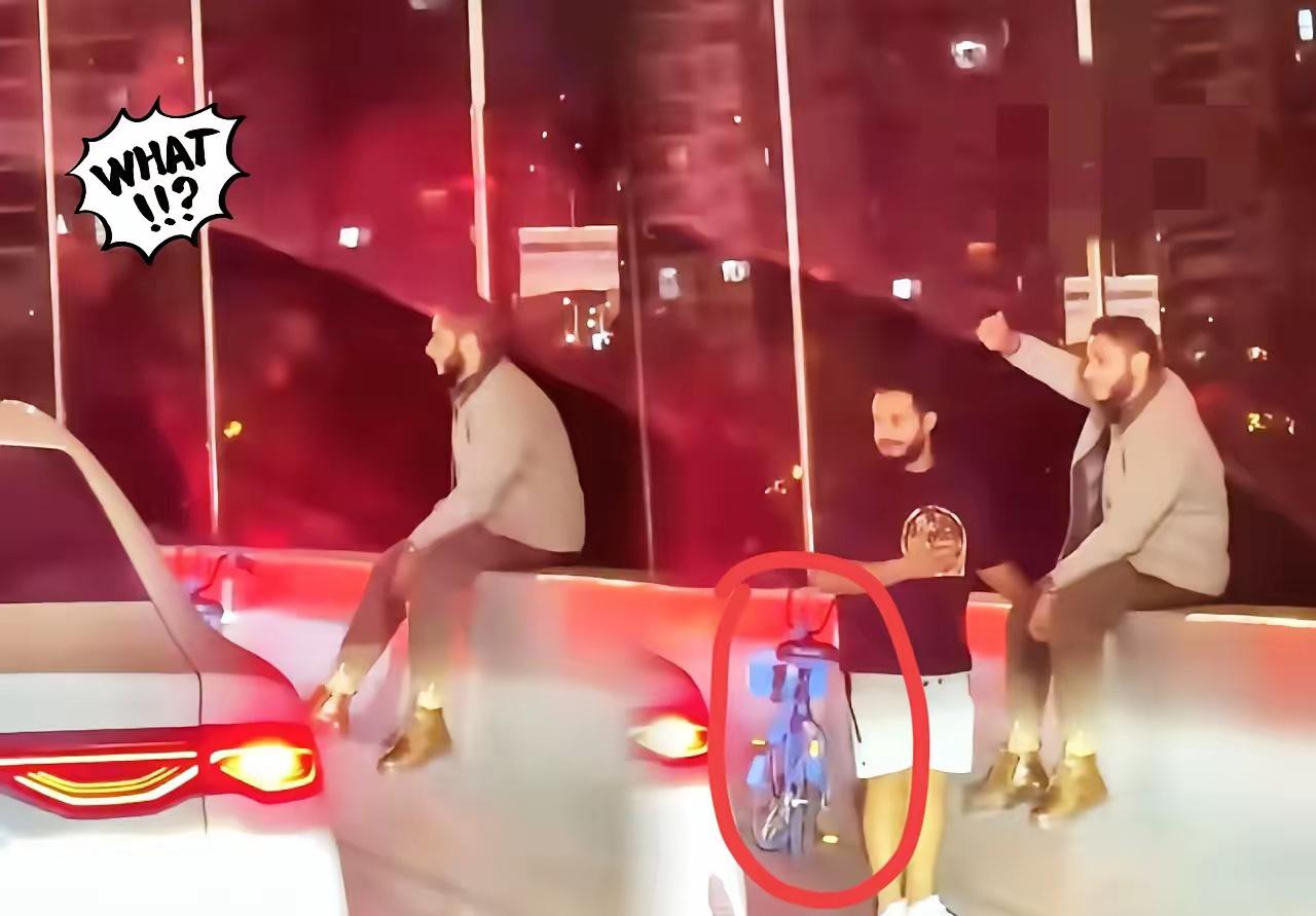 不出意外，意外还是来了，就在昨天，在上海的高架上，两名外国男子骑着共享单车上高架