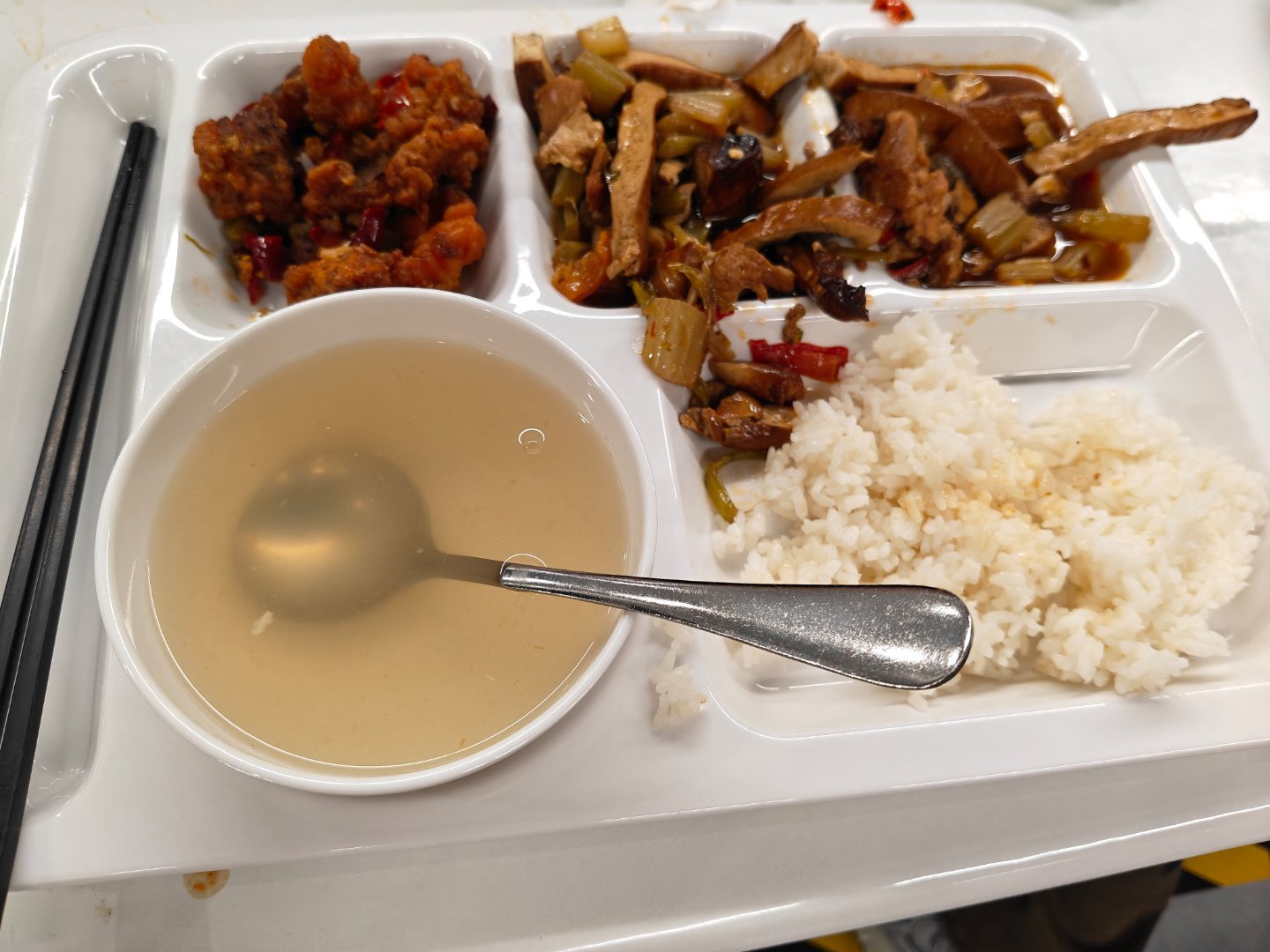 来浙江的一日三餐。。口腔溃疡崩溃了 