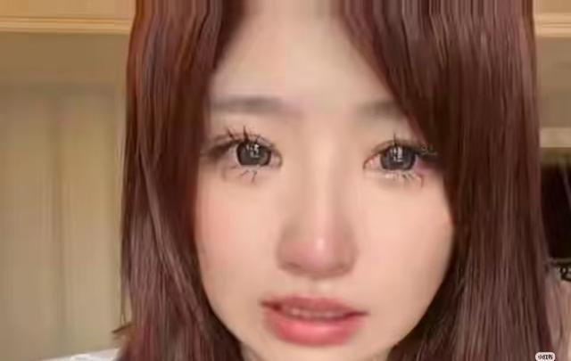 黄一鸣账号刚被封8天就给三岁女儿开新号继续卖货，真把孩子当摇钱树了。6月25号她