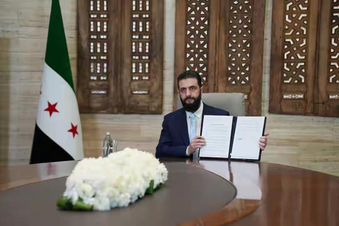 朱拉尼原计划1月19号到德国访问，而德国的库尔德人和阿拉维派人已经为他安排好了抗