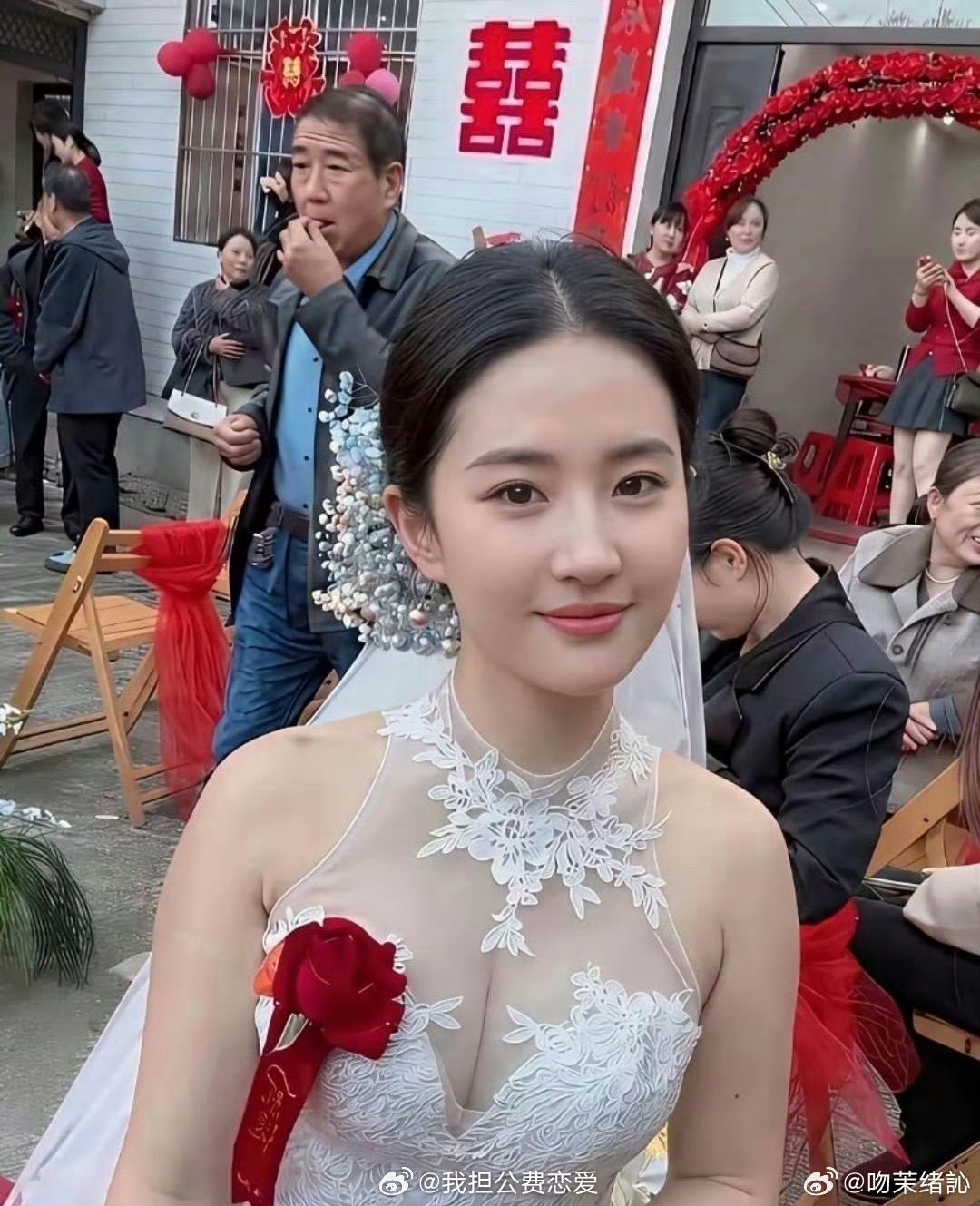 这个新娘未免也长得也太像刘亦菲了 