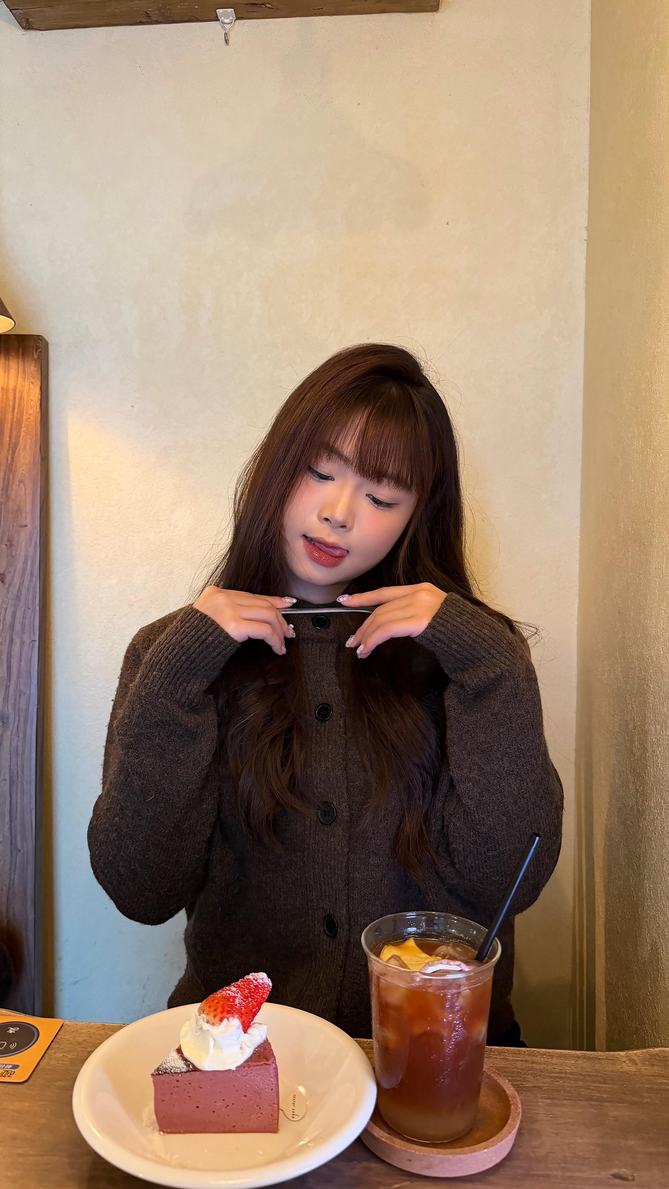 女孩就是要趁年轻多拍照呀🫶🏻