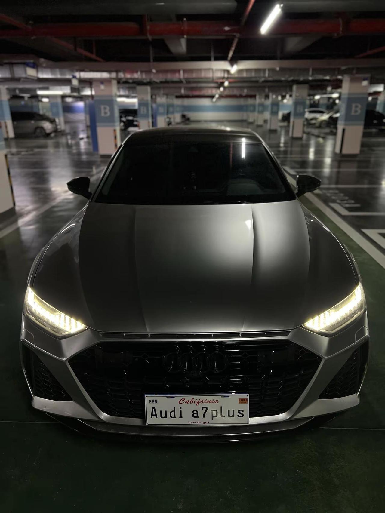 能最美大灯跟最美尾灯集于一身的 只有奥迪