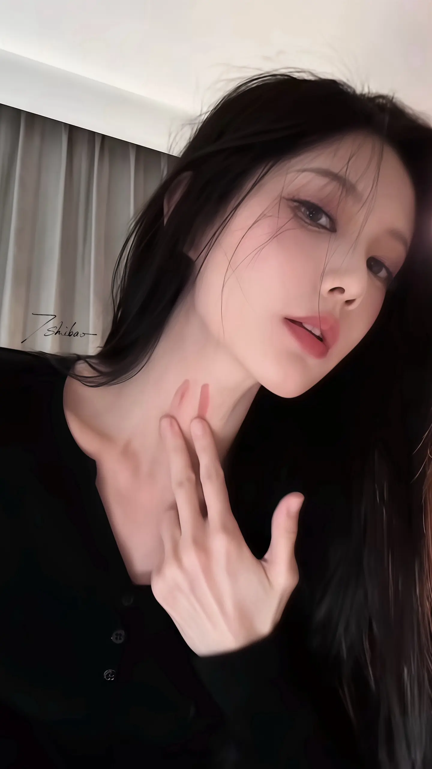 流下了幸福的口水。