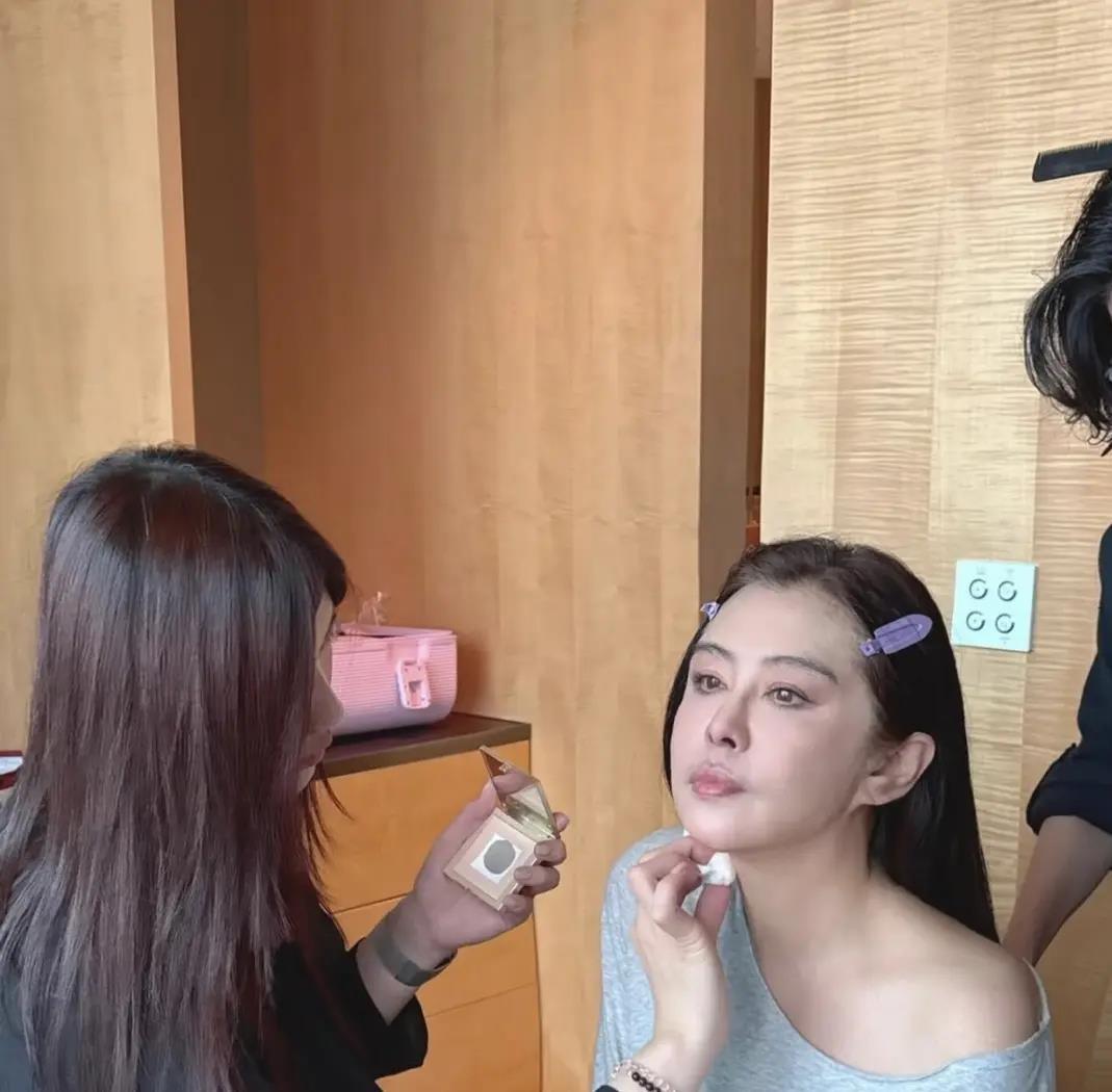 王祖贤当年息影压根不是因为情伤，她最近第一次开口把真相说清楚了。她在访谈里直接否