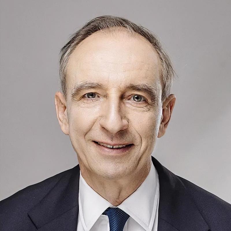 你那“反对”污染空气，憋回去！

近日，波兰副外长巴托谢夫斯基狂妄叫嚣称：反对片