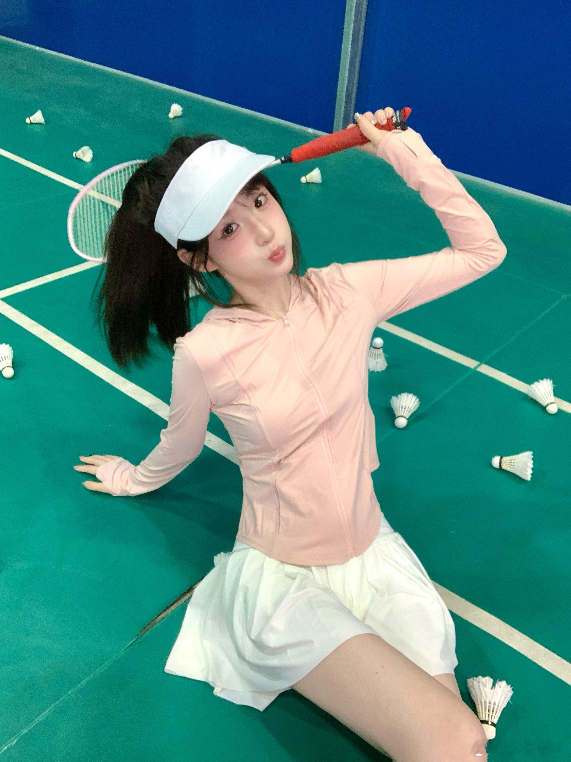 一起打羽毛球🏸 ​​​