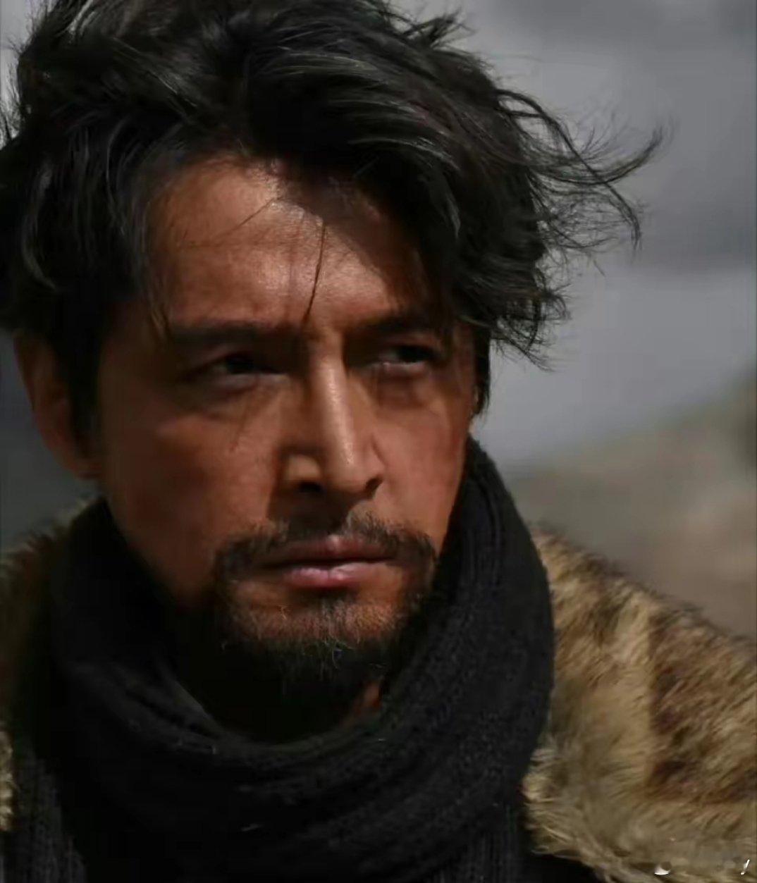 杨紫胡歌新剧，这是冲着拿奖去的吗？​杨紫胡歌主演的新剧《生命树》妆造好颠覆啊！猛