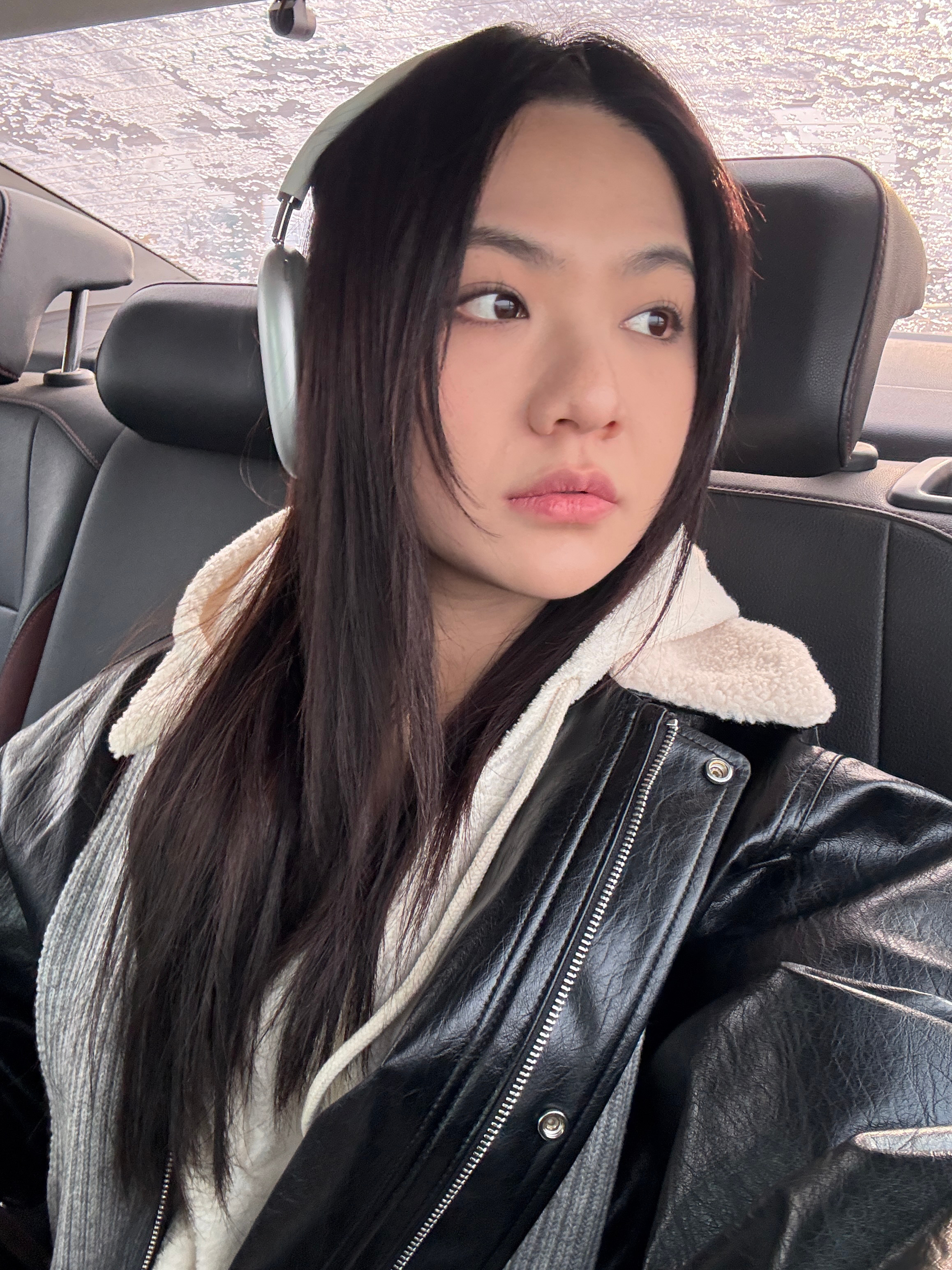 一个人去滑雪 真的很疯吗？7:30 吃早饭🥣09:00 开滑⛷️（中午美式☕️