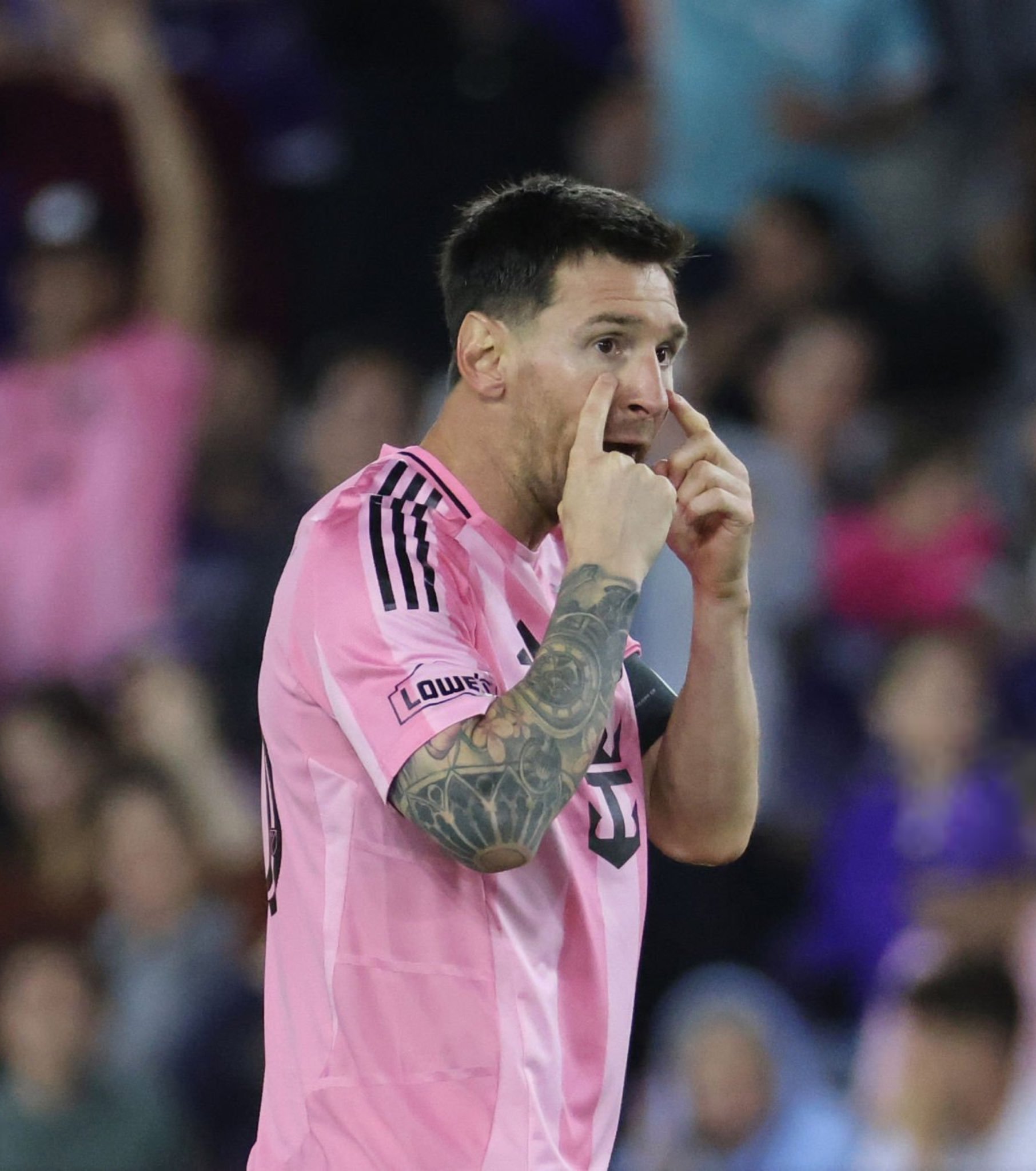 梅梅督促队友们集中注意力！梅西奥兰多城vs迈阿密国际