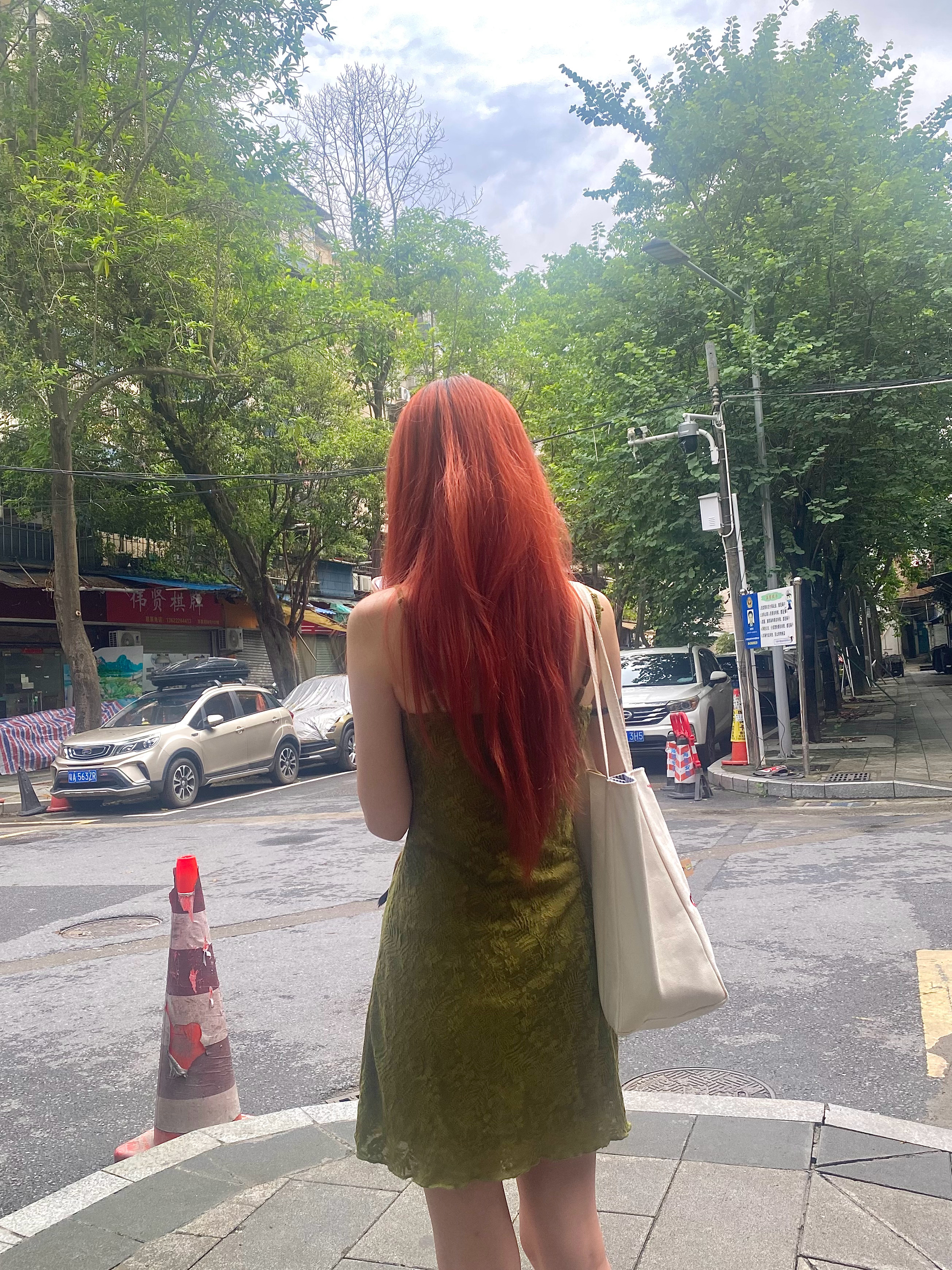 橘色头发就要穿绿色裙子🫶🏻 