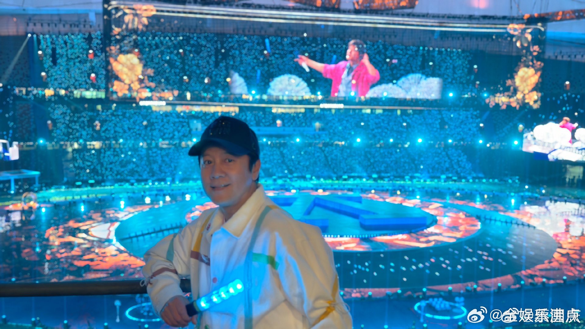 蔡国庆看张杰演唱会蔡国庆去张杰演唱会了蔡国庆去张杰演唱会了蔡国庆去张杰鸟巢演唱会