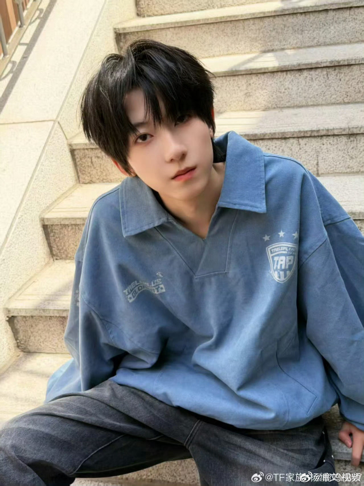 杨博文真的写了100遍我想你了杨博文安慰粉丝 少年不会说华丽的情话，却愿意用笔写