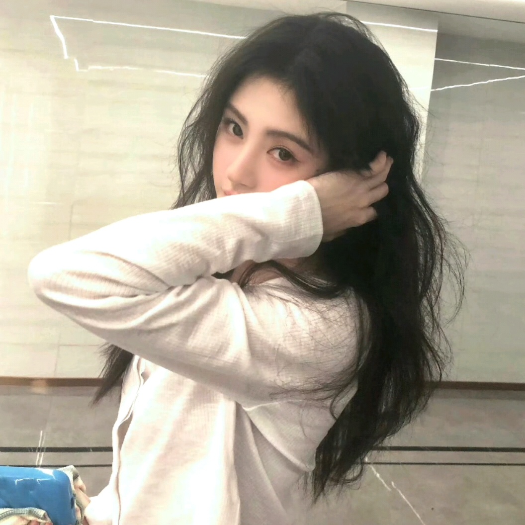 jjy鞠婧祎姜黎非 jjy鞠婧祎千香“北纬的思念被季风吹远 相信只是时间问题 我