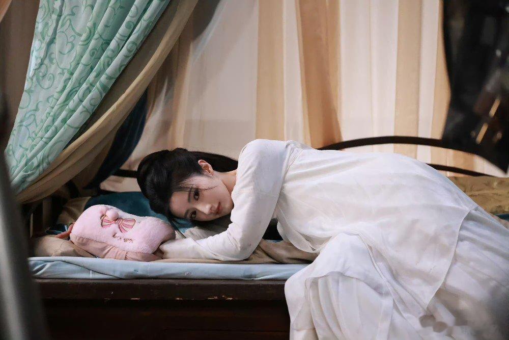 黄羿黄羿特别出演金枝黄羿原名黄奕 黄羿特别出演《金枝》 ，原来黄羿原名是黄奕啊，