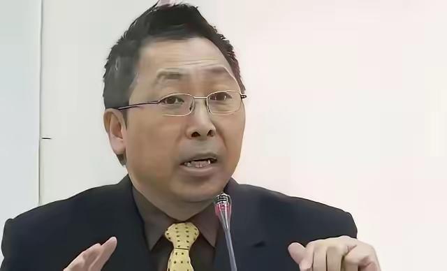 台湾名嘴唐湘龙说：无论中国大陆的军事，经济，科技，多么发达，现在在世界上已经是数