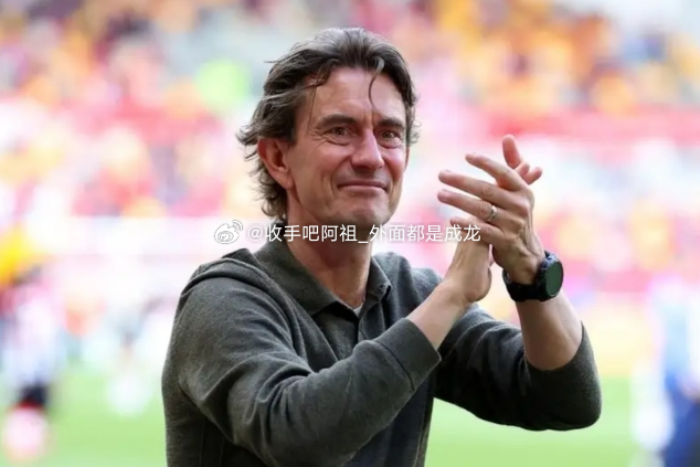 据天空体育报道，热刺俱乐部作出解雇弗兰克的决定，主要还是因为弗兰克与球迷关系的恶
