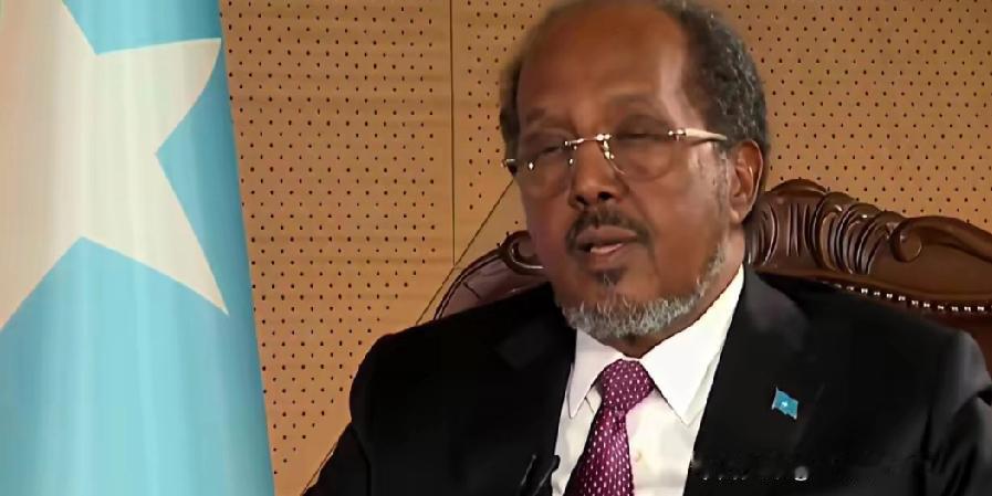 12月26日以色列突然官宣认索马里兰当“盟友”，成了全球首个承认它的国家。索马里