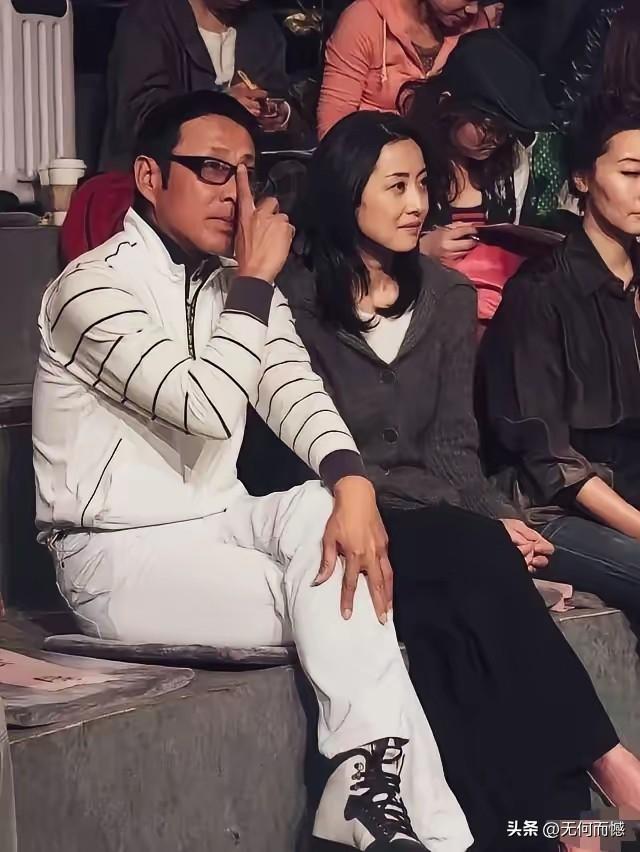 程道明在年轻的时候，是一个很有魅力的演员，当时有很多影迷都非常喜欢他，他也曾经是