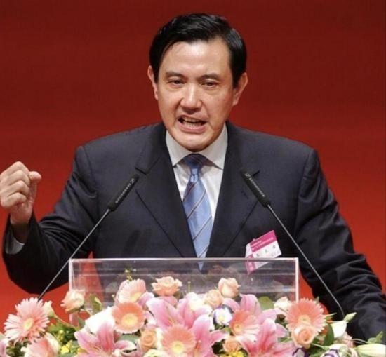 坚决反对非和平统一，实质就是抗拒统一。马英九想用这种话术，把自己放在道德高地上，