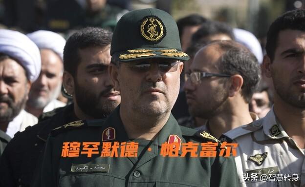 伊朗宣布艾哈迈德.瓦希迪接替被炸身亡的穆罕默德.帕克富尔
洲哥讲时事 当地时间2