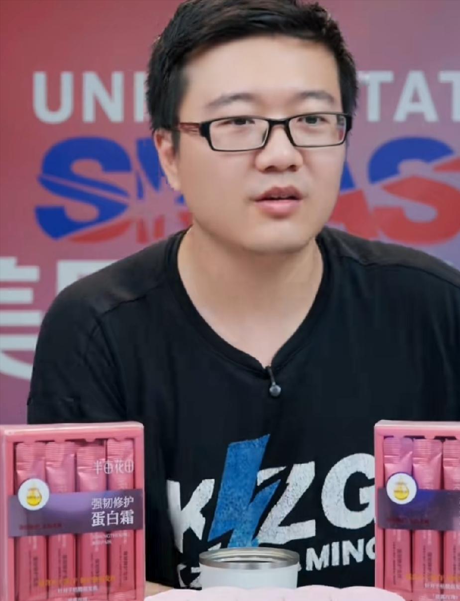 莱维太敢说了，
直言：
王楚钦输给林德一点都不冤，

他说，
王楚钦的反手是立身