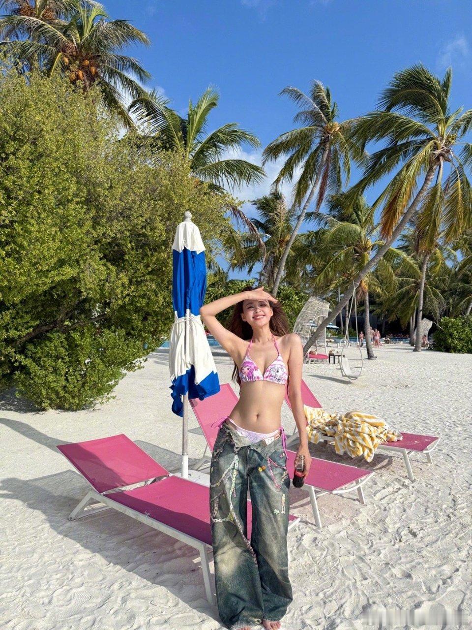 孙怡也开始直播带货了孙怡居然也进军直播带货界啦，这明星带货潮流又添一员大将！ ​