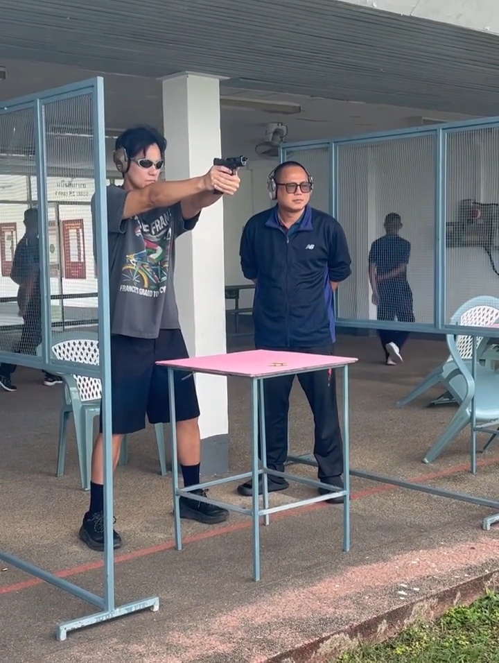 是假期是练习是准备呯～呯～呯～呯～战斗力爆表的 🔥 不愧是警校各项专业技能满分