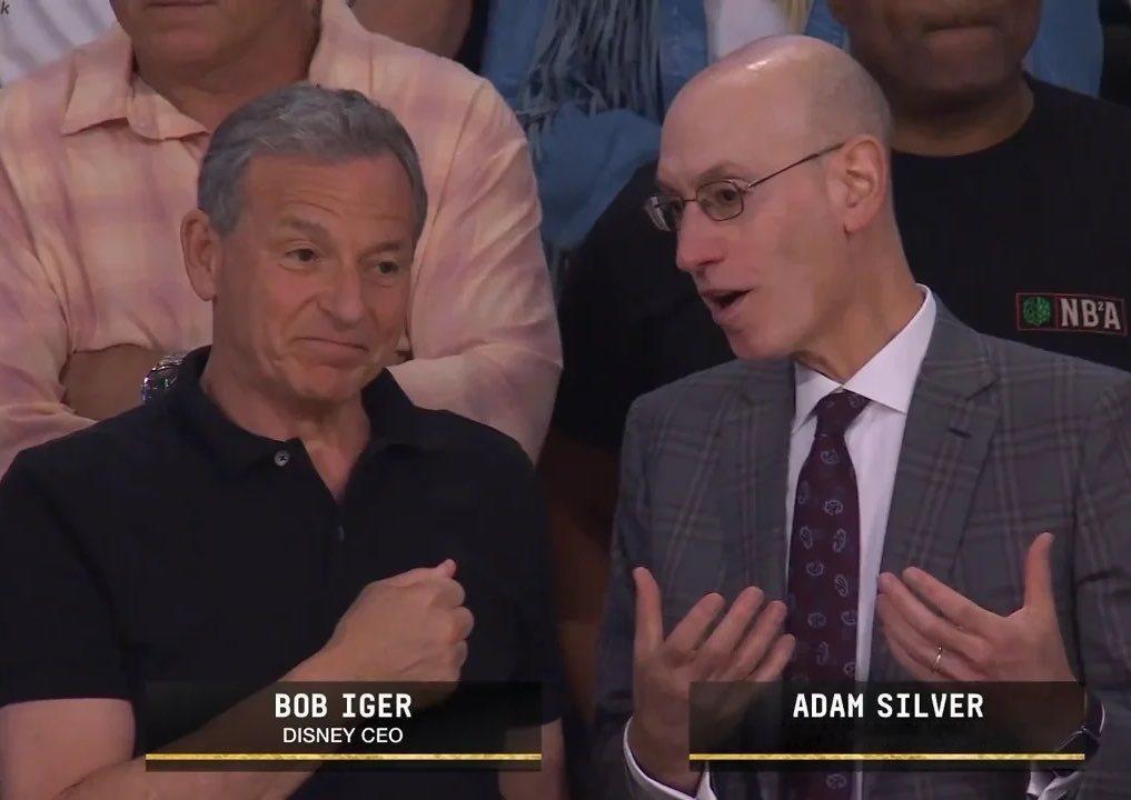 Dave：湖人新老板艾格与NBA总裁亚当・萧华已是多年旧识。过去这些年，二人曾紧