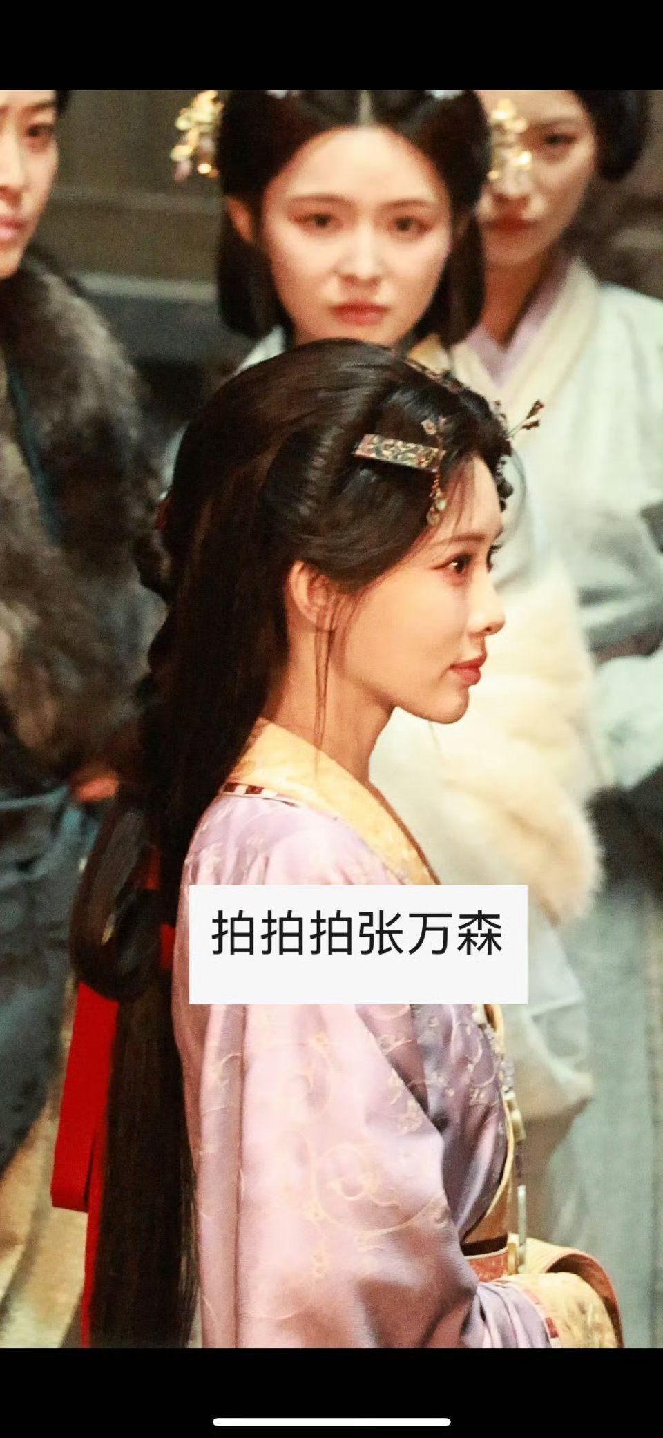 孟子义和田曦薇的拍戏路透生图对比 谁更好看 