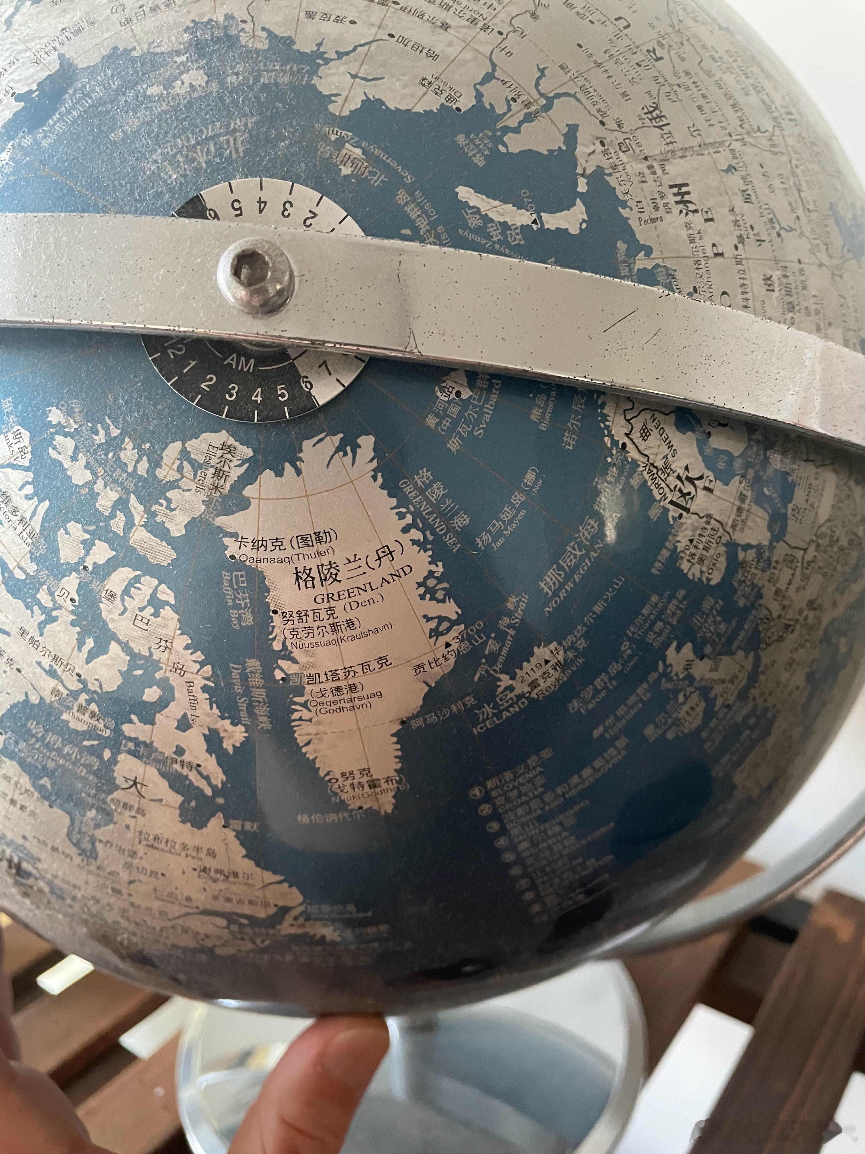 格陵兰岛战略位置太重要了这是全球争霸战略重心美国不可能放手 