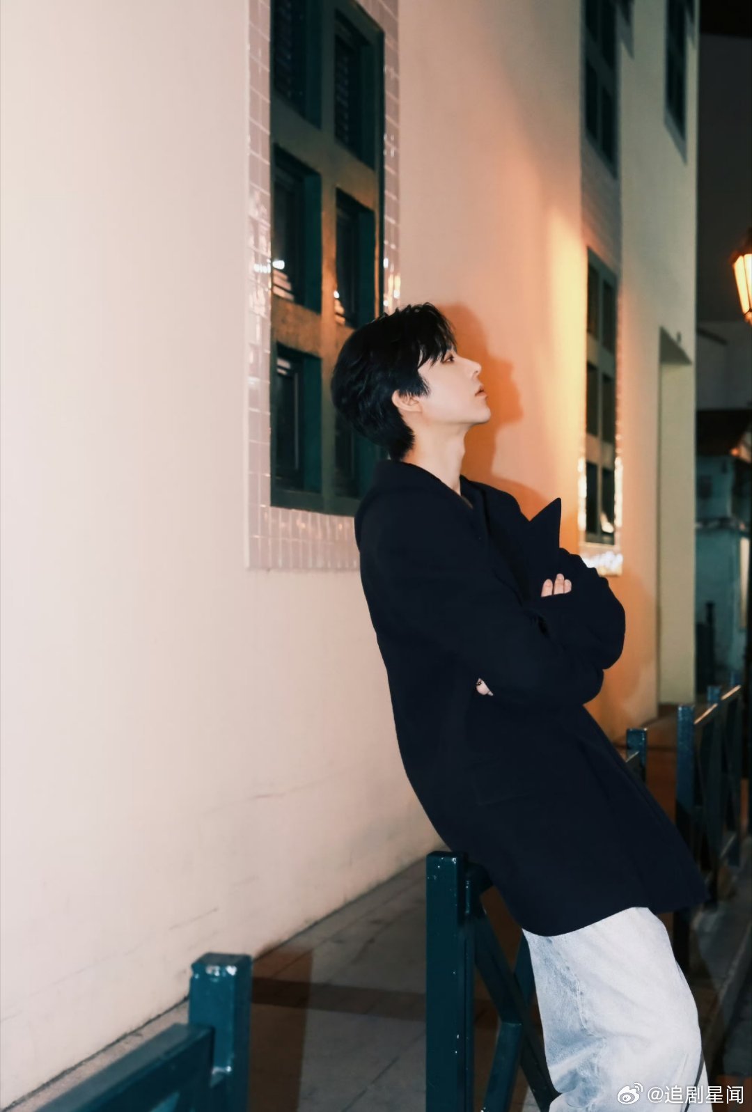 刘宇宁回应黄子韬道歉乌龙变笑点！黄子韬认错好友秒道歉，刘宇宁温柔接梗，多年好友的